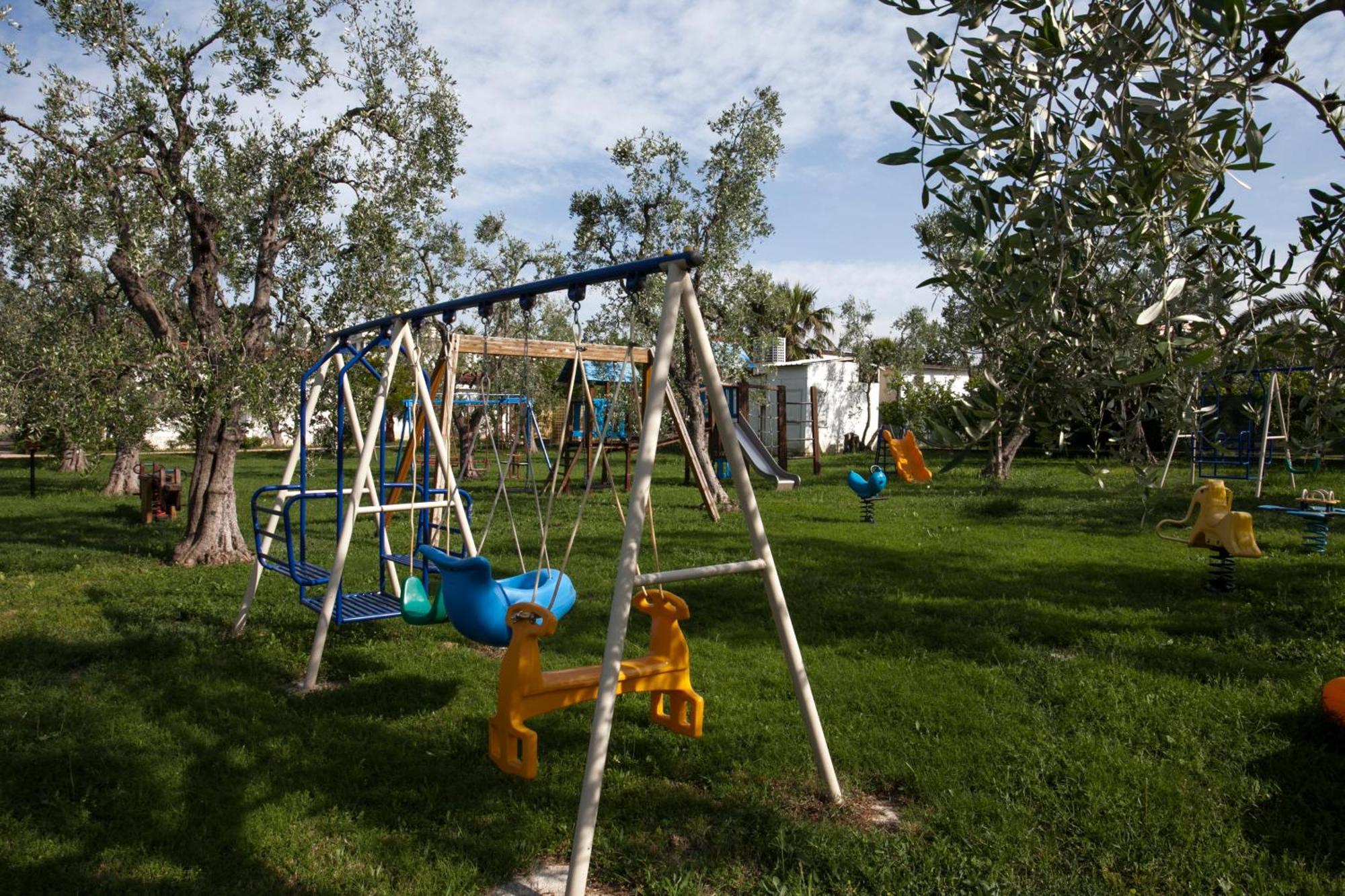 Villaggio Alba Chiara Βιέστε Εξωτερικό φωτογραφία